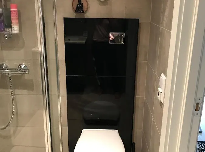 Med Sjoutsikt Og 20 Min Fra Dyreparken *