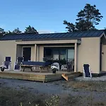 Med Sjoutsikt Og 20 Min Fra Dyreparken