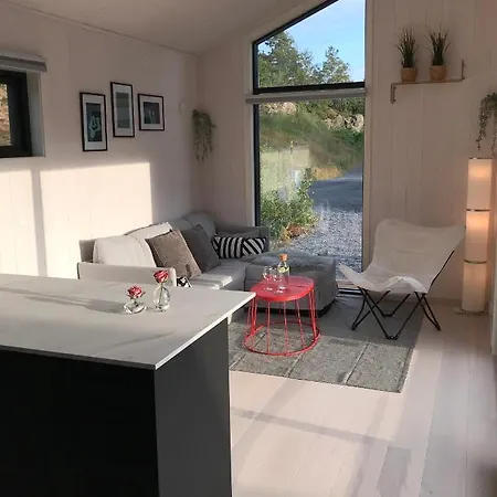 Med Sjoutsikt Og 20 Min Fra Dyreparken Grimstad (Aust-Agder)
